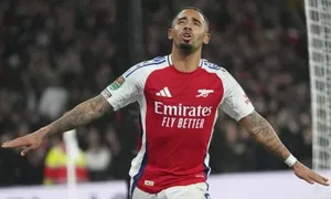 Gabriel Jesus đưa Arsenal vào bán kết Cup Liên đoàn