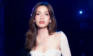 Luna Đào gợi cảm trong MV