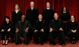 Lý do Tòa án Tối cao không can thiệp vụ tuyên án ông Trump