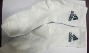 200.000 đôi tất giả nhãn hiệu Nike, Adidas bán ra thị trường