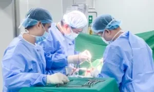 U xơ tuyến vú chiếm nửa ngực người phụ nữ U xơ tuyến vú chiếm nửa ngực người phụ nữ