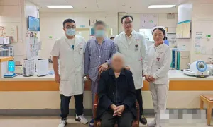 Ca hiến thận 'có một không hai' của cụ ông 80 tuổi cho con trai