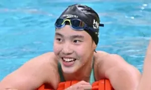 Kình ngư 13 tuổi Trung Quốc phá kỷ lục châu Á